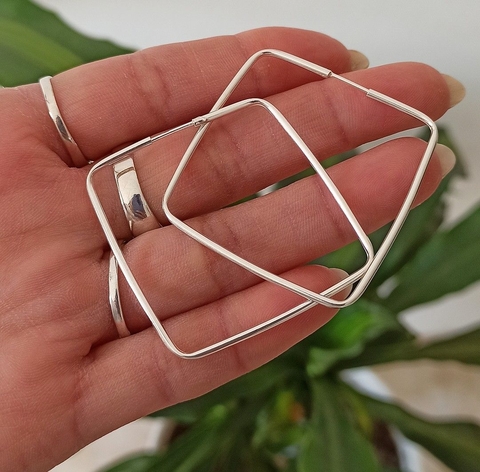 Argollas cuadradas de plata925/4cm de diámetro