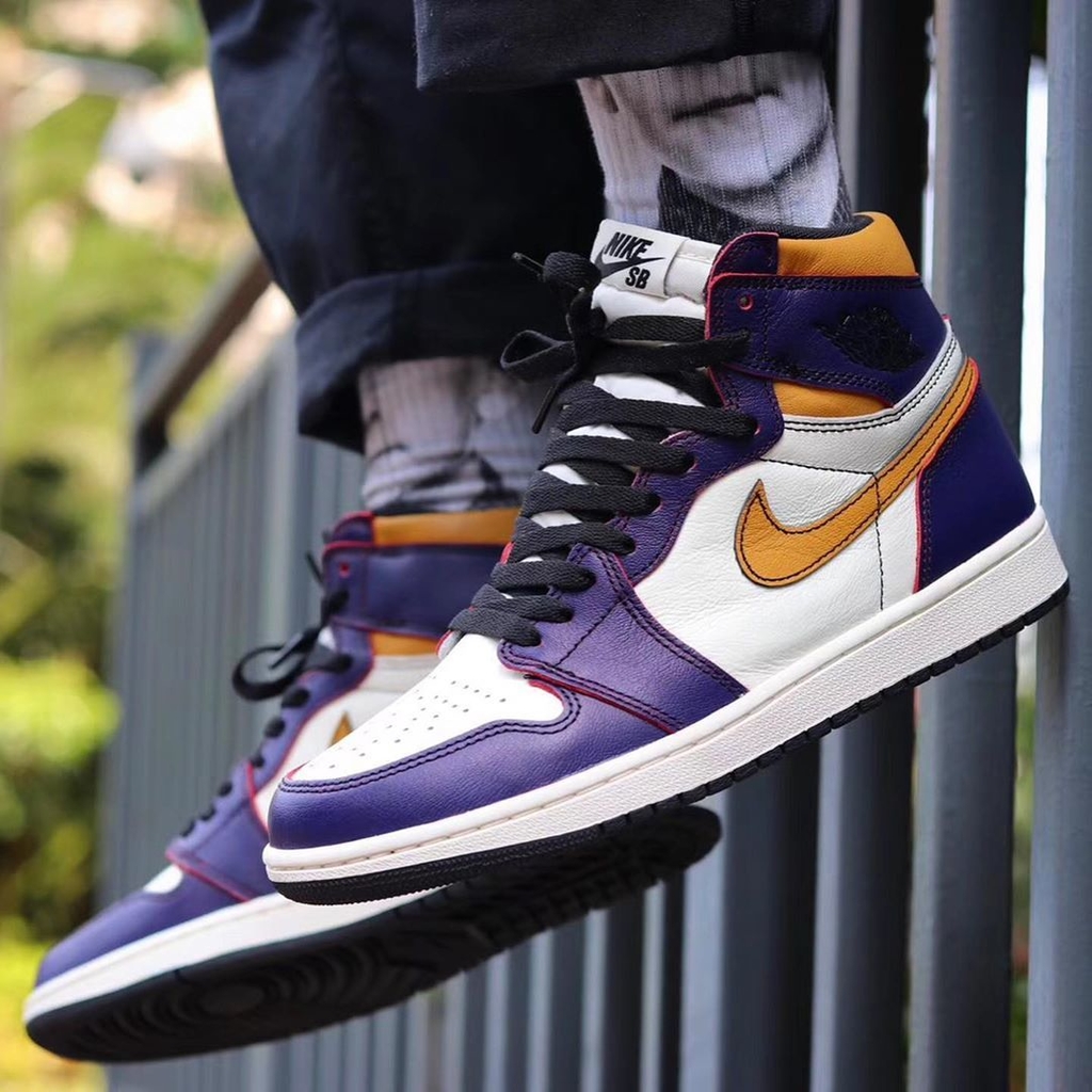 Nike sb lakers to chicago on sale