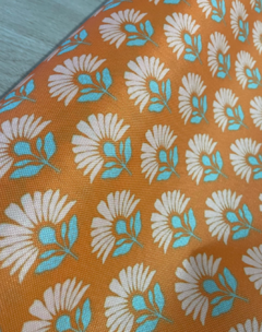 CORDURA FLOR EN FONDO NARANJA RETRO 50 cm