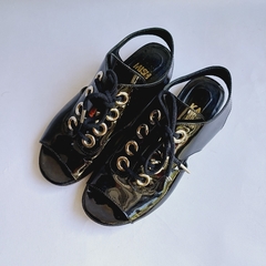 SANDALIAS NEGRAS CORDON MISHKA - comprar online