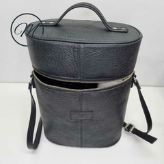 Bolso matero de cuero de búfalo e interior con tela impermeable y correa regulable