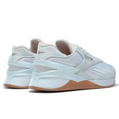 ZAPATILLAS NANO CLASSIC UNISEX WHITE/GREY/SLEEK REEBOK (HR0423) en internet