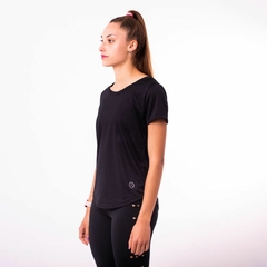 REMERA BASICA PUNTO SPORTY NEGRO (FIYI-N) - comprar online