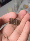 Ref.112354- Barrinha de chocolate miniatura realista com 2 por 1cm ( 12 peças )