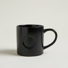 MUG DE CERAMICA NEGRO CIRCULO 400 ML