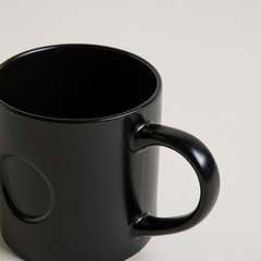 MUG DE CERAMICA NEGRO CIRCULO 400 ML - comprar online