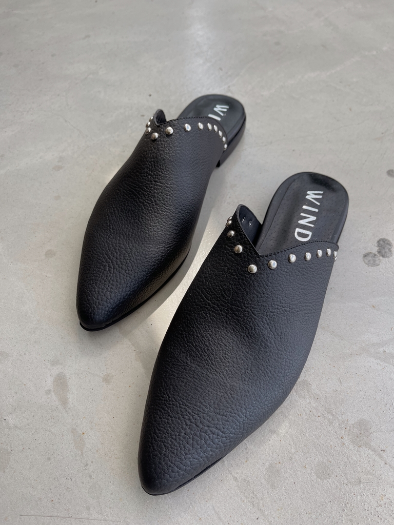 Mules negras hot sale