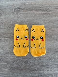 Soquetes Pikachu