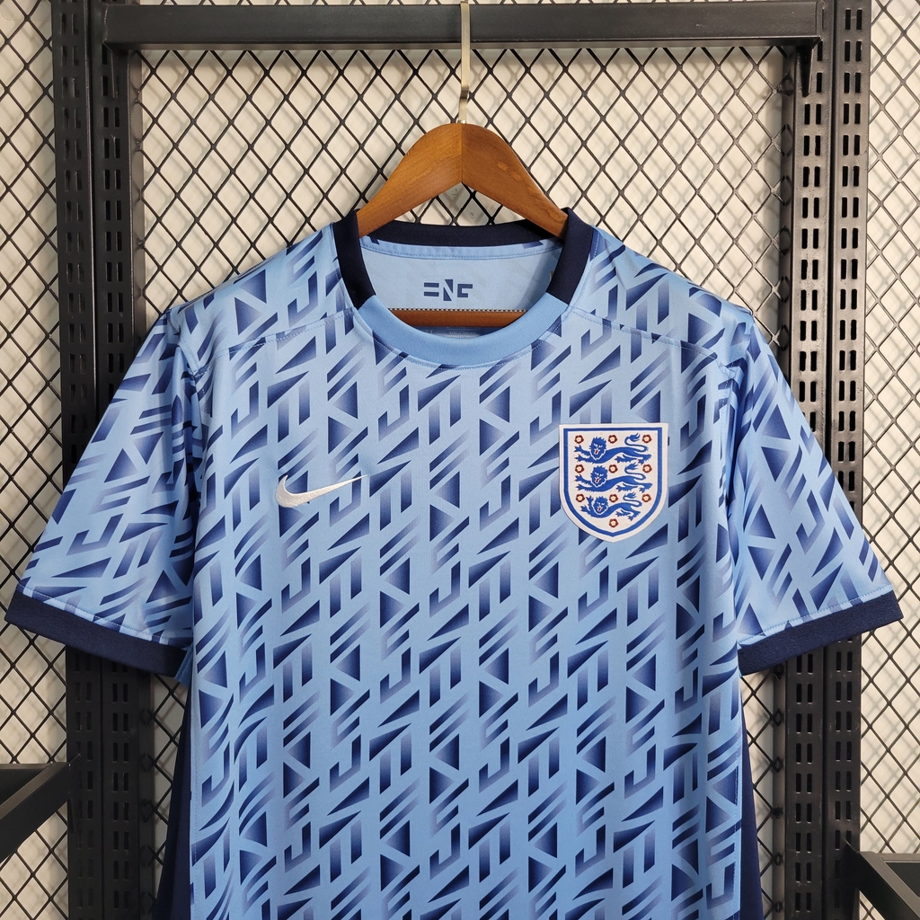 Camisa Inglaterra I 2023 Feminina disponível no Espaço dos Mantos