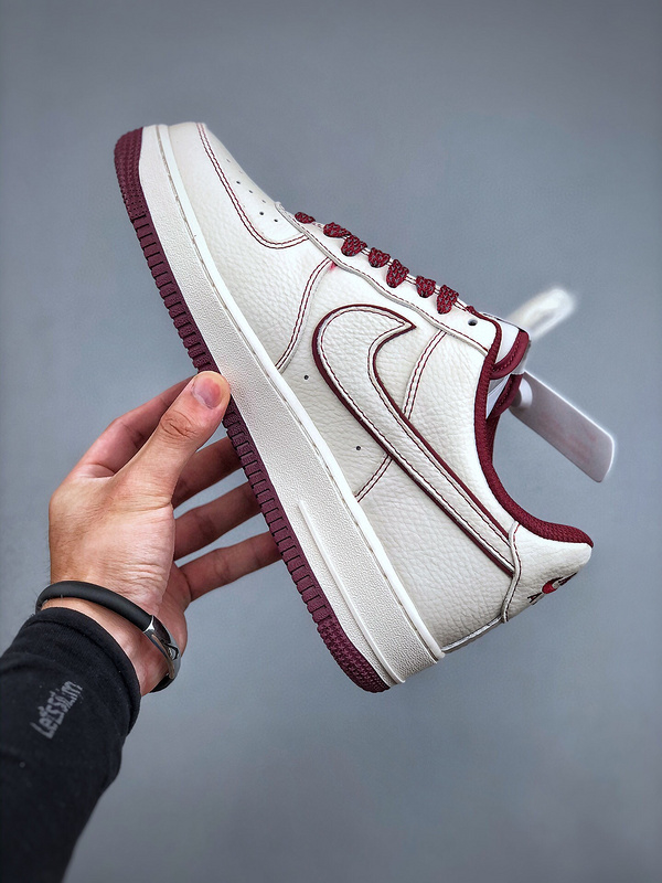 Nike air force 1 low hotsell 07 leather white team red
