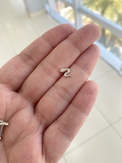 Piercing Reto Cobra com Zircônia em Aço - comprar online