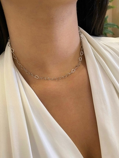 Choker Corações Vazados - Banhado a Ródio Branco