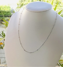 Choker Bolinhas 45cm - Banhado a Ródio Branco