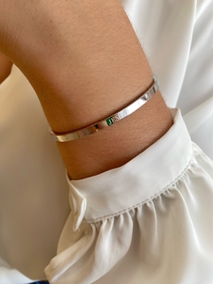 Bracelete Liso jesus - Banhado a Ródio Branco - comprar online