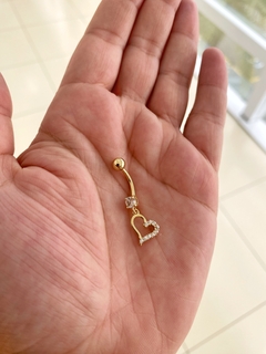 Piercing Umbigo Ponto de Luz Coração Pendente em Aço Banhado a Ouro - comprar online