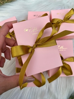 Caixinha de Presente Estilo Romano Rosa com Dourado - 10x7,5cm na internet