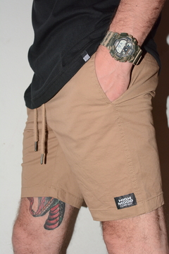 BERMUDA JOGGER BEIGE