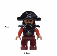 Imagem do Piratas, Capitão Pirata, Homem barba, Esqueleto