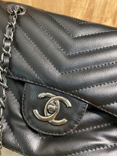 Bolsa Chanel Chevron na internet