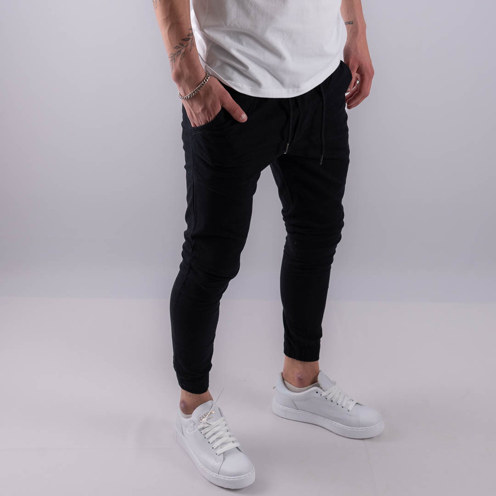 Jogger negro SIN CAMBIO No Tan Distintos