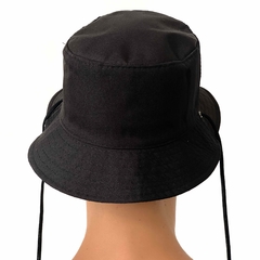 Chapéu Bucket hat preto na internet