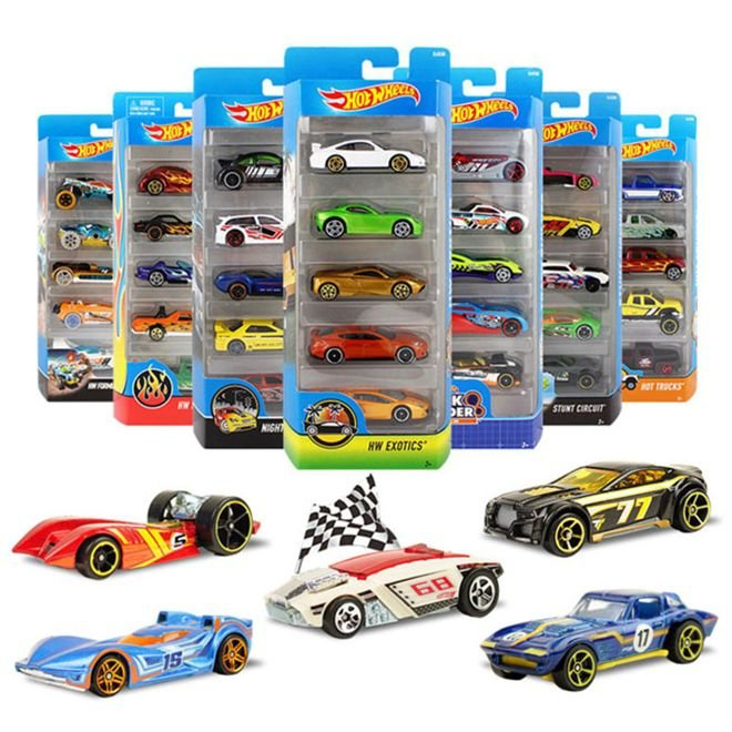 Carrinhos Hot Wheels Pacote Presente com 5 Carros - MATTEL