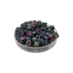 Plastico Letras Vocales Cuenta Cuadrada Negra Fluor 6x6mm - ALMACEN DE ARMADO