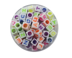 Plastico letras cuenta cuadrada blanca fluor 6x6mm