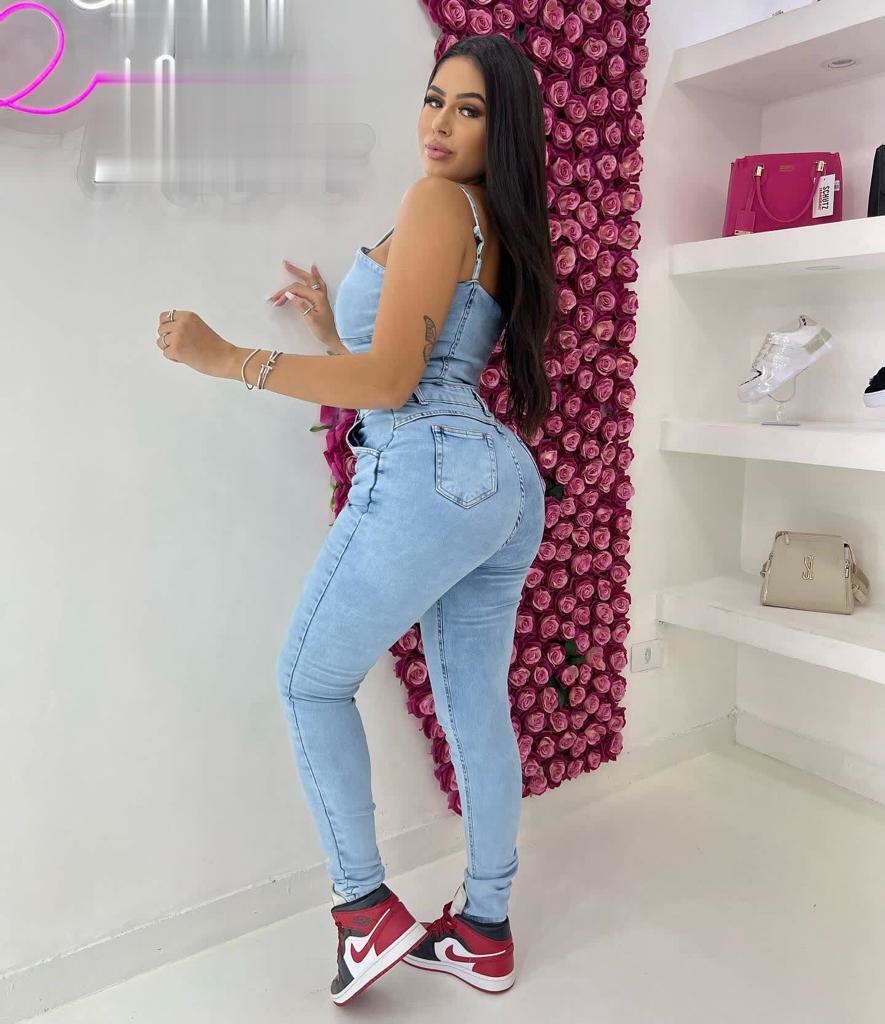 Macacão Calça Jeans Rasgado lycra Feminina Comprido 23 Graus