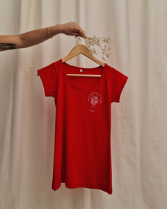 Imagen de Remera Roja Jarrita