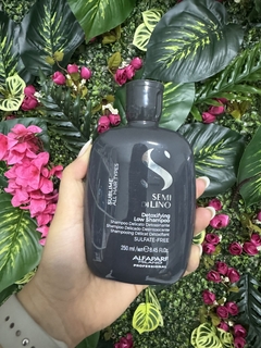 Detoxifying Low Shampoo 250ml