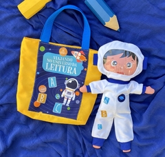 Boneco Astronauta na internet