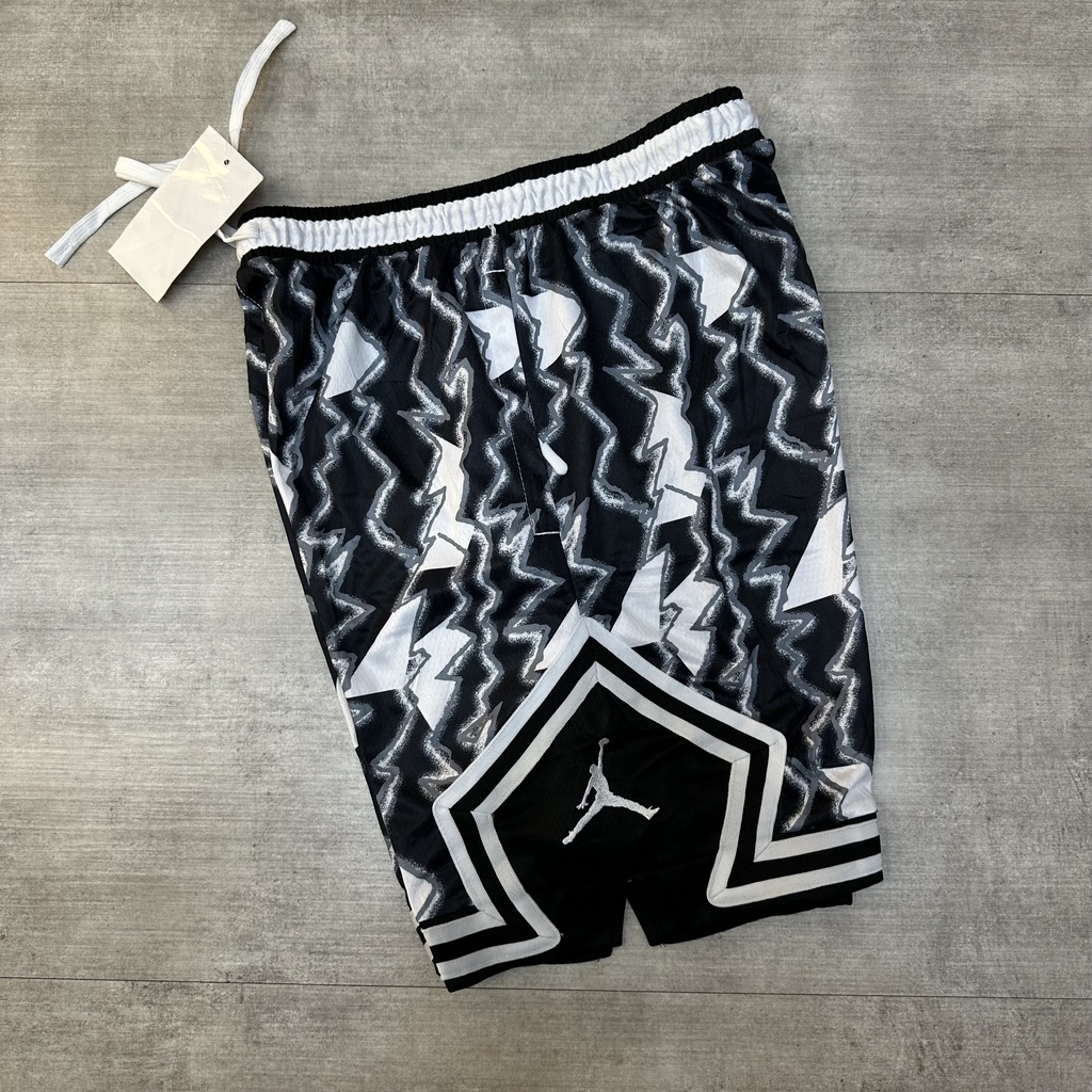 Bermuda JORDAN Premium Limitada Preta Masculino