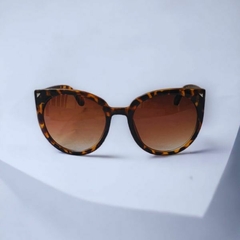 Óculos de Sol Redondo Tartaruga . SLP 2235