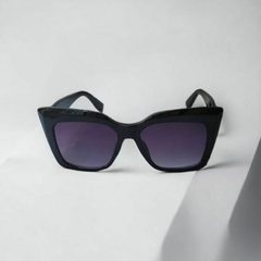 Óculos de Sol Gatinho Allblack . SLP 2237