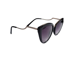 Óculos de sol gatinho Preto com haste dourado- Drops - comprar online