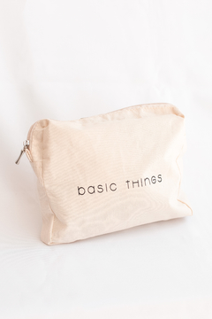 NECESSAIRE BASIC THINGS