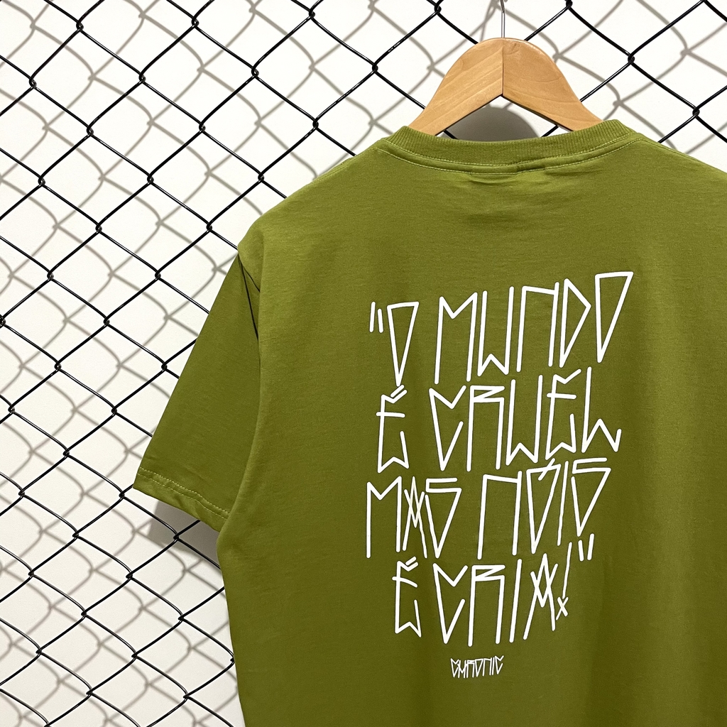 Camiseta Big Chronic “Nois é Cria 2.0'” Verde Musgo