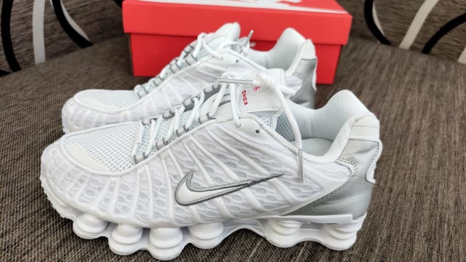 Tênis Nike Shox Tl 12 molas Neymar Jnr - Branco