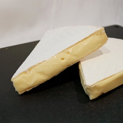 Queso Brie x200gr, (aprox,)