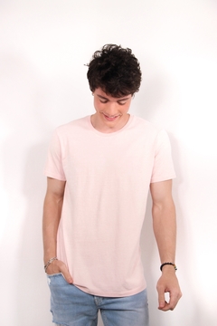 Camiseta Basic paleta Rosa - Trevo Tee | Camisetas Unissex | Vista-se de significados