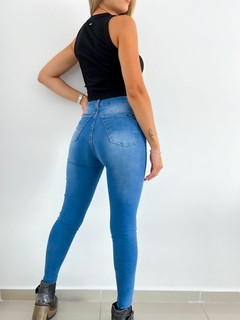 Pantalon 18 -Jean- -Elastizado tiro alto- - comprar online