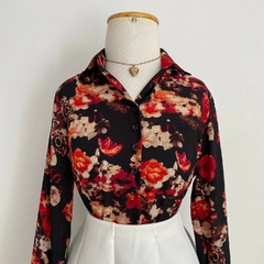 camisa preta floral - M