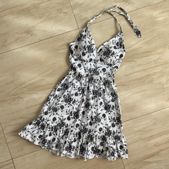 vestido floral cinza - P