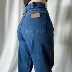 mom jeans wrangler - 42 - Roupas, decoração e acessórios VINTAGE - Legado Brechó