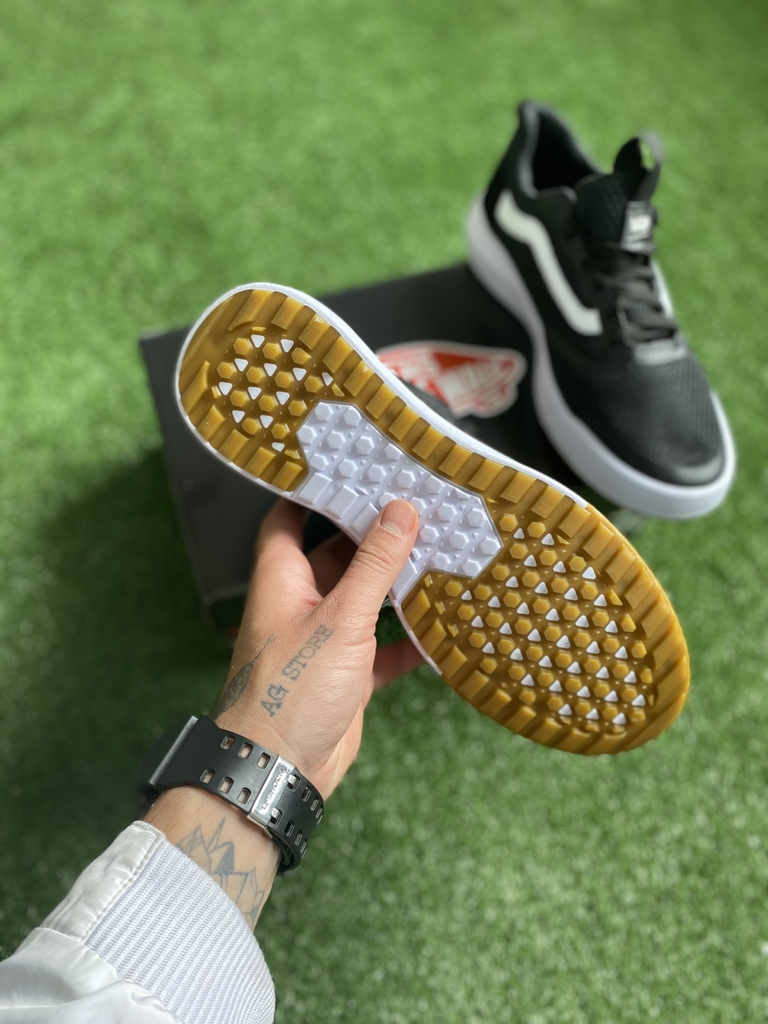 Sola vans 2025