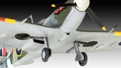Kit Revell - Bf109 G-10 & Spitfire Mk. V - Combat Set - 1:72 - 03710 - ArtModel Modelismo