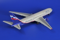 Kit Zvezda - Boeing 767-300 - 1:144 - 07005 na internet