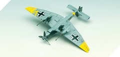 Academy - 12404 - Ju 87G-2 Stuka "Kanonenvogel" - 1:72 - ArtModel Modelismo