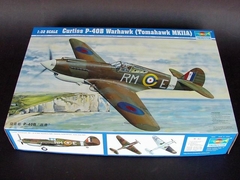 Kit Trumpeter - Curtiss P-40B Warhawk (Tomahawk MKIIA) - 1:32 - 02228 - comprar online